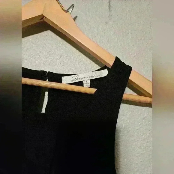 NWT Lovers + Friends Cloud Break Cold Shoulder Top - Picture 3 of 7